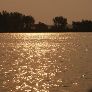 Meet your Posher, Val